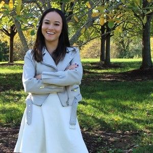 Meet your Posher, Lydia